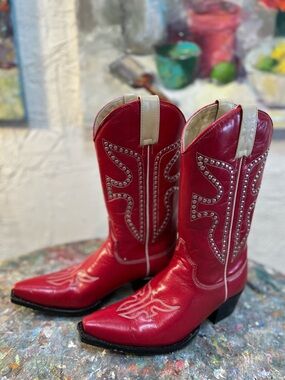 Frye Daisy Duke Studded Cowboy Boots Red Ladies Boots Sz 7 Line Dancing!!